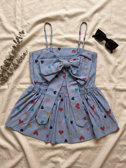 All Eyes on Bow Top back bow detail